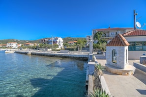 Beach nearby - Apartments Mar (Marina)