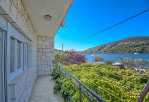 Apartment (A1) | Balcony