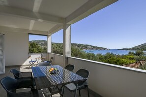 Terrace/patio - Apartments Deni (Marina)