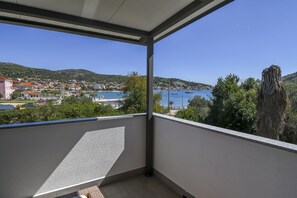 Apartment (A2) | Terrace/patio - Apartments Deni (Marina)