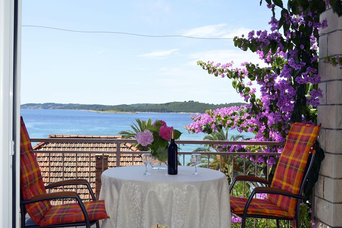 Apartment (A4) | Balcony