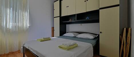 Apartamento (A1) | Tabla de planchar con plancha y wifi gratis