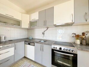 Private kitchen - Apartments Mihaela (Trogir)