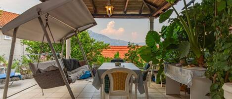 Căn hộ (A4) | Hiên