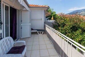 Apartment (A2) | Terrace/patio - Apartment Vedro (Korčula)