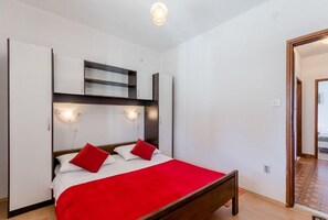 Apartment (A2) | Free WiFi - Apartment Matko (Supetar)