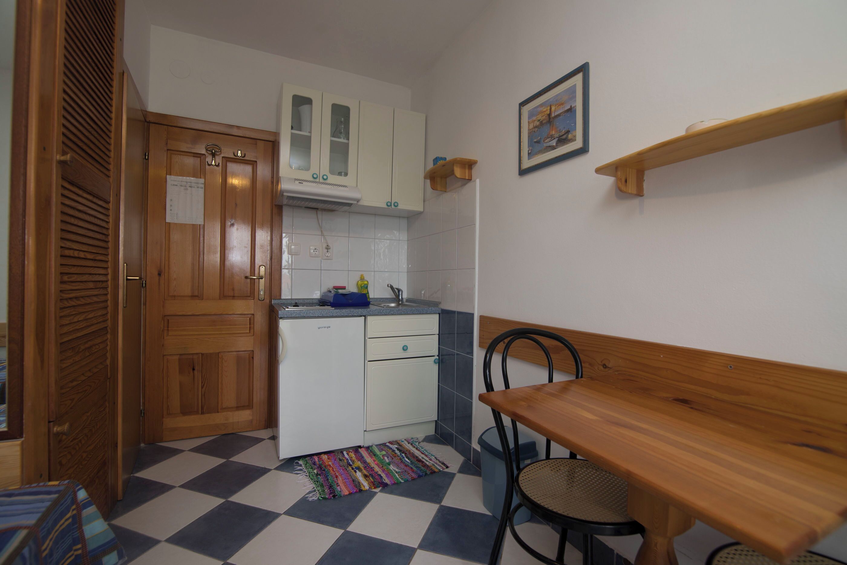 Fridge, stovetop, cookware/dishes/utensils