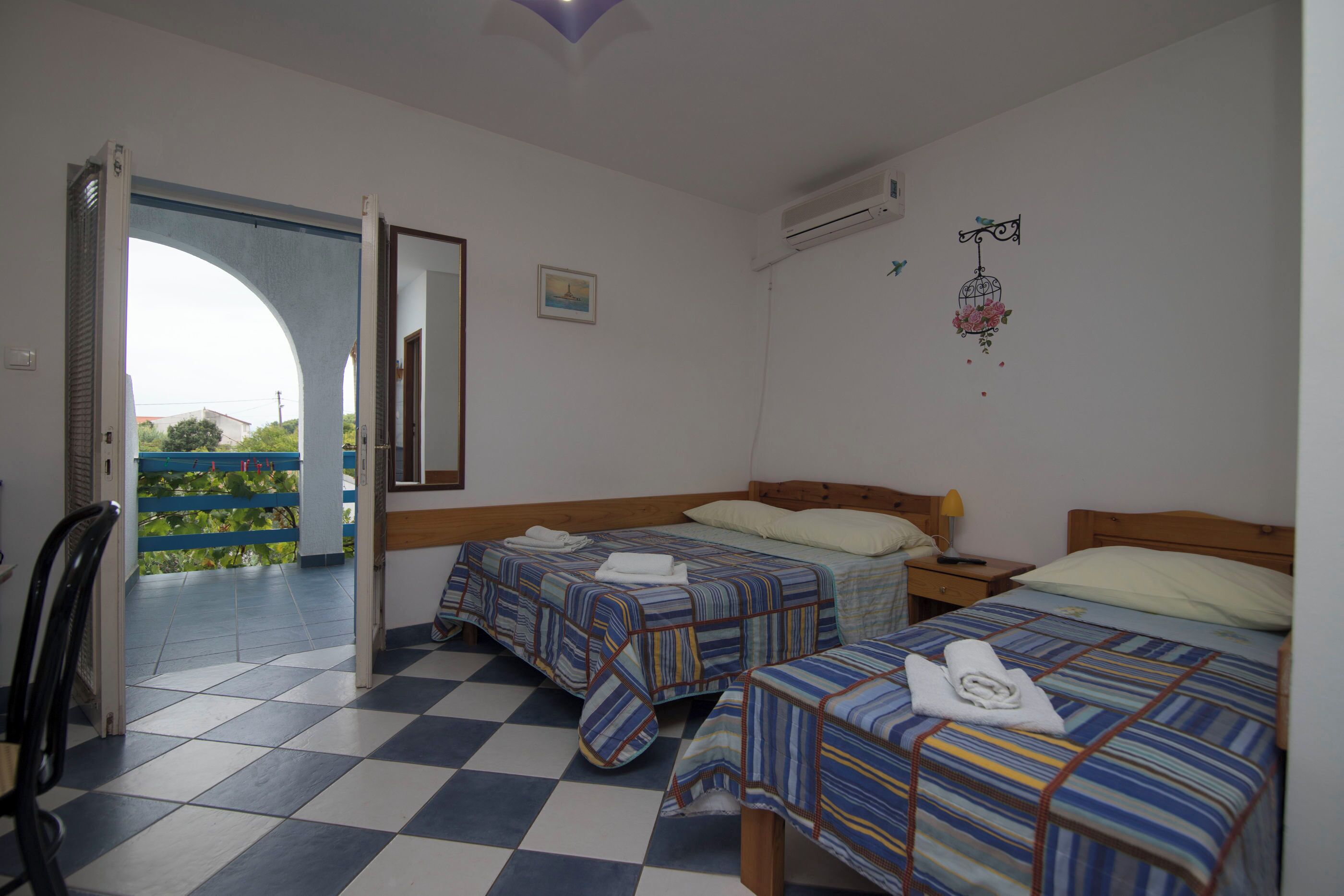 Strykjärn/strykbräda och gratis wi-fi