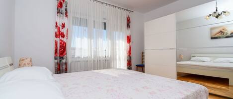 Tabla de planchar con plancha y wifi gratis