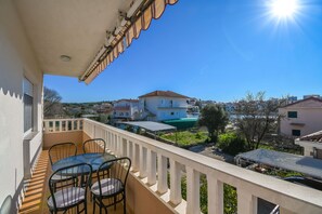 Apartment (A3) | Water view - Apartments Vesna (Seget)