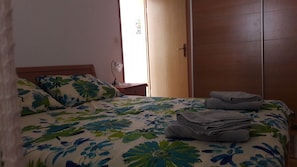 Appartement (A1) | Fer et planche à repasser, accès au Wi-Fi (inclus)