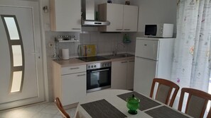 House | Private kitchen - House More (Solta)