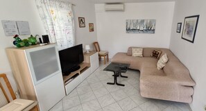 Living room - House More (Solta)