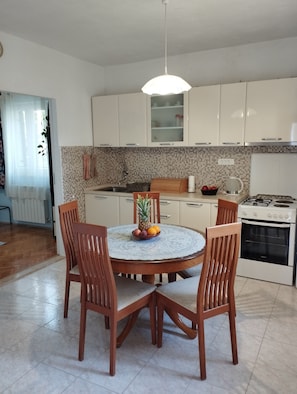 Apartment (A1) | Eigene Küche