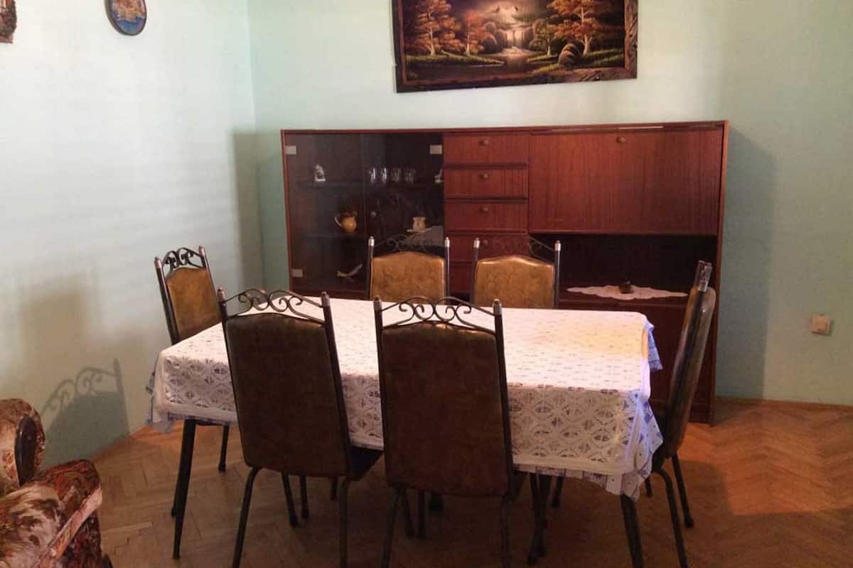 Apartemen (A1) | Dapur pribadi | Mesin espresso, lemari es, oven, dan kompor