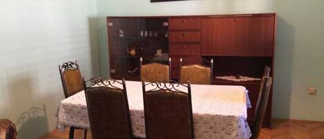 Apartment (A1) | Private kitchen | Fridge, oven, stovetop, espresso maker