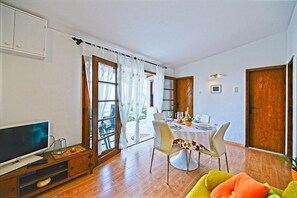 House | Living room