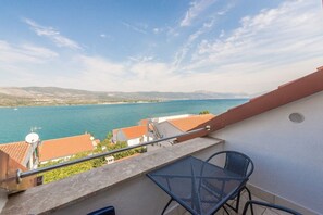 Apartment (A3) | Terrace/patio - Apartment Bubi (Trogir)