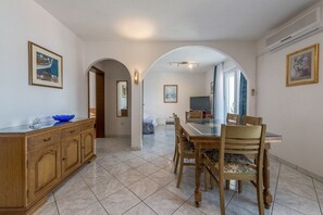 Apartment (A2) | Dining - Apartment Bubi (Trogir)