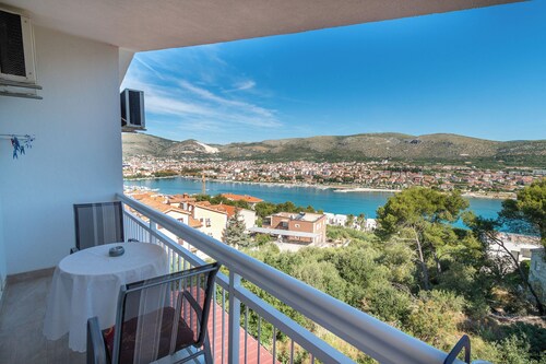 Apartments Mara