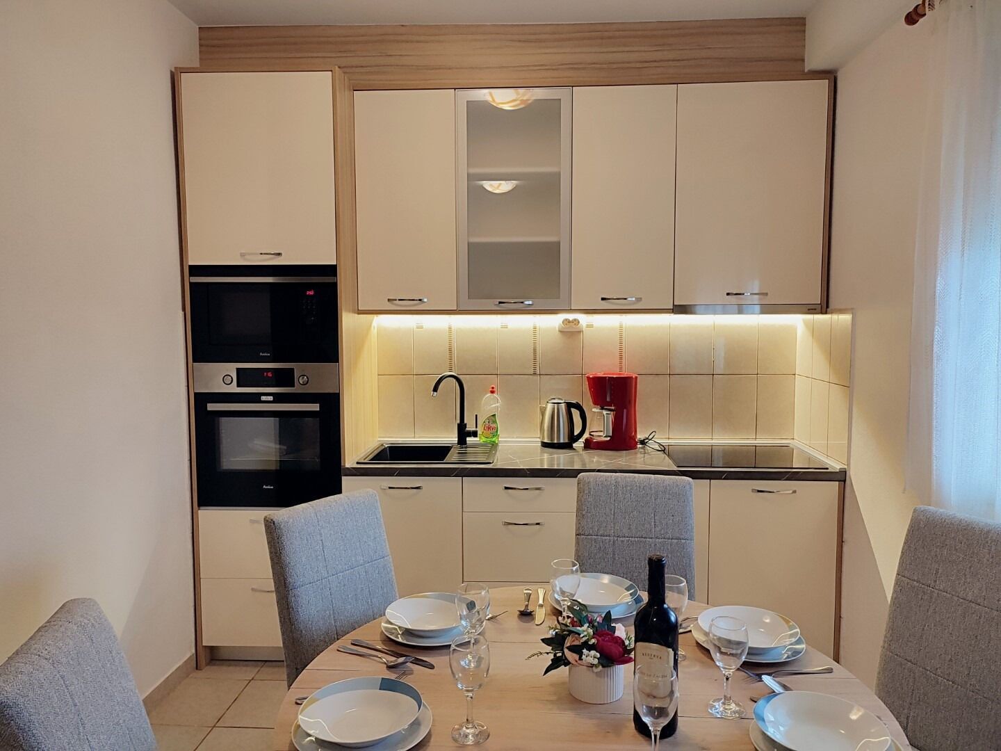Apartment (A3) | Private kitchen | Fridge, microwave, stovetop, espresso maker