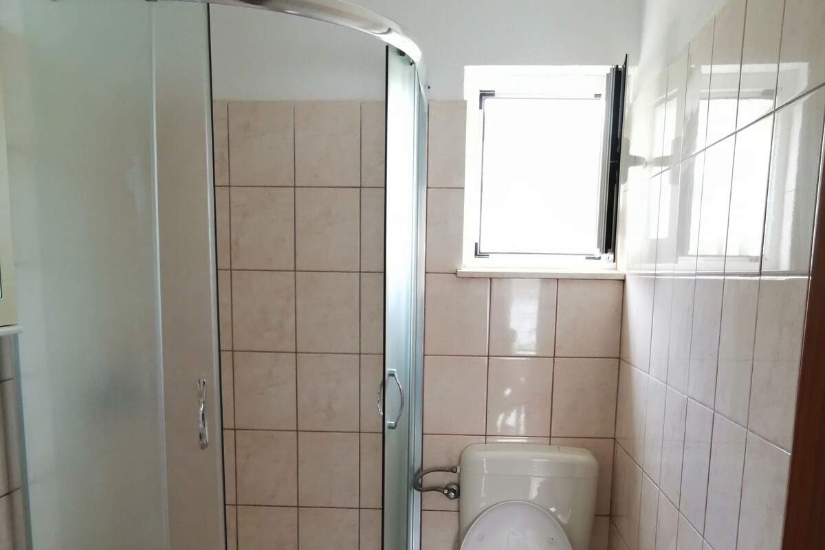 Apartment (A2) | Badezimmer | Dusche