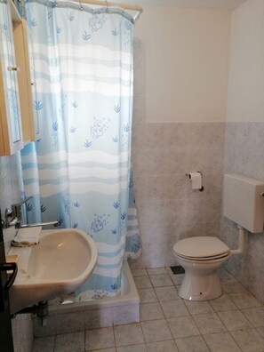 Apartment (A2) | Bathroom - Apartments Branko (Vis)