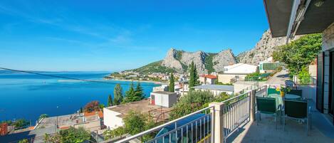 Apartment (A1) | Water view