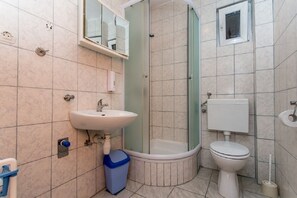 Apartment (A1) | Bathroom - Apartment Marija (Trogir)