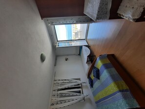 Tabla de planchar con plancha y wifi gratis 