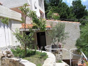 Apartment (A4) | Garden - Apartments Marko (Omis)