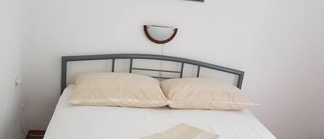 Apartamento (A1) | Tabla de planchar con plancha y wifi gratis