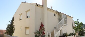 Apartment and Rooms Marlene