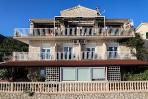 Building design - Apartment and Rooms Marlene (Hvar)