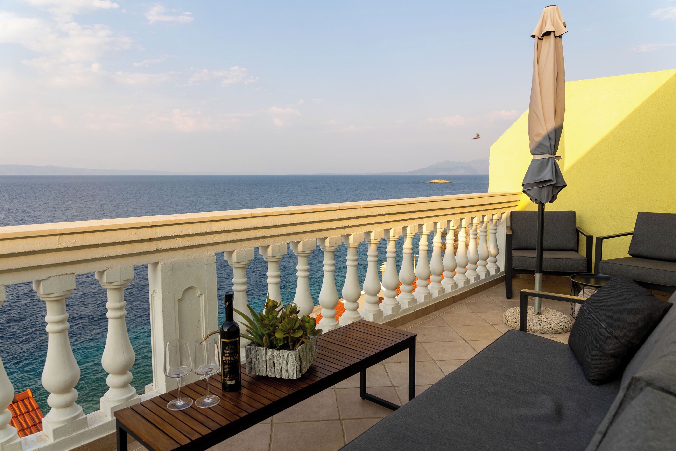 Apartemen (A1) | Balkon