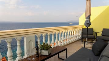 Apartment (A1) | Balcony