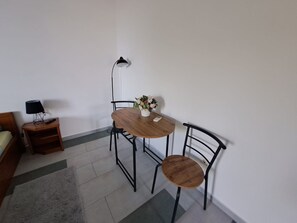 Room (S2) | Free WiFi - Rooms Katja (Gradac)