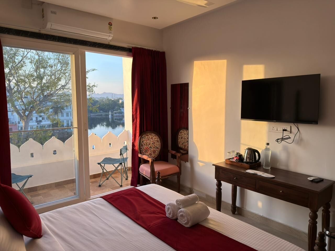 Premium Room, Lake View