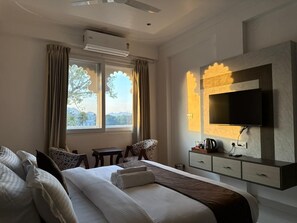 Deluxe Room, Lake View | Iron/ironing board, free WiFi - THE SARAI (Udaipur)