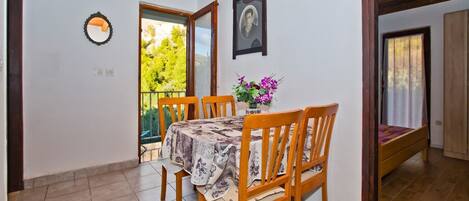 Appartement (A1) | Restauration