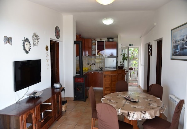 Appartement (A3) | Salle de séjour | Lecteur de DVD