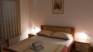 Apartment (A2) | Bügeleisen/Bügelbrett, kostenloses WLAN