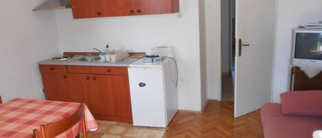 Apartment (A2) | Private kitchen