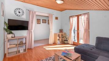 Apartment (A1) | Living room
