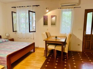 Apartment (A2) | Living room - Apartments Matkov (Jelsa)