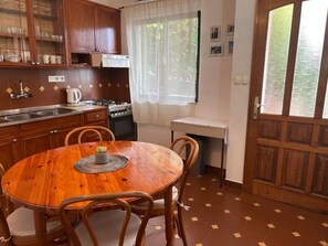 Apartment (A1) | Dining - Apartments Matkov (Jelsa)