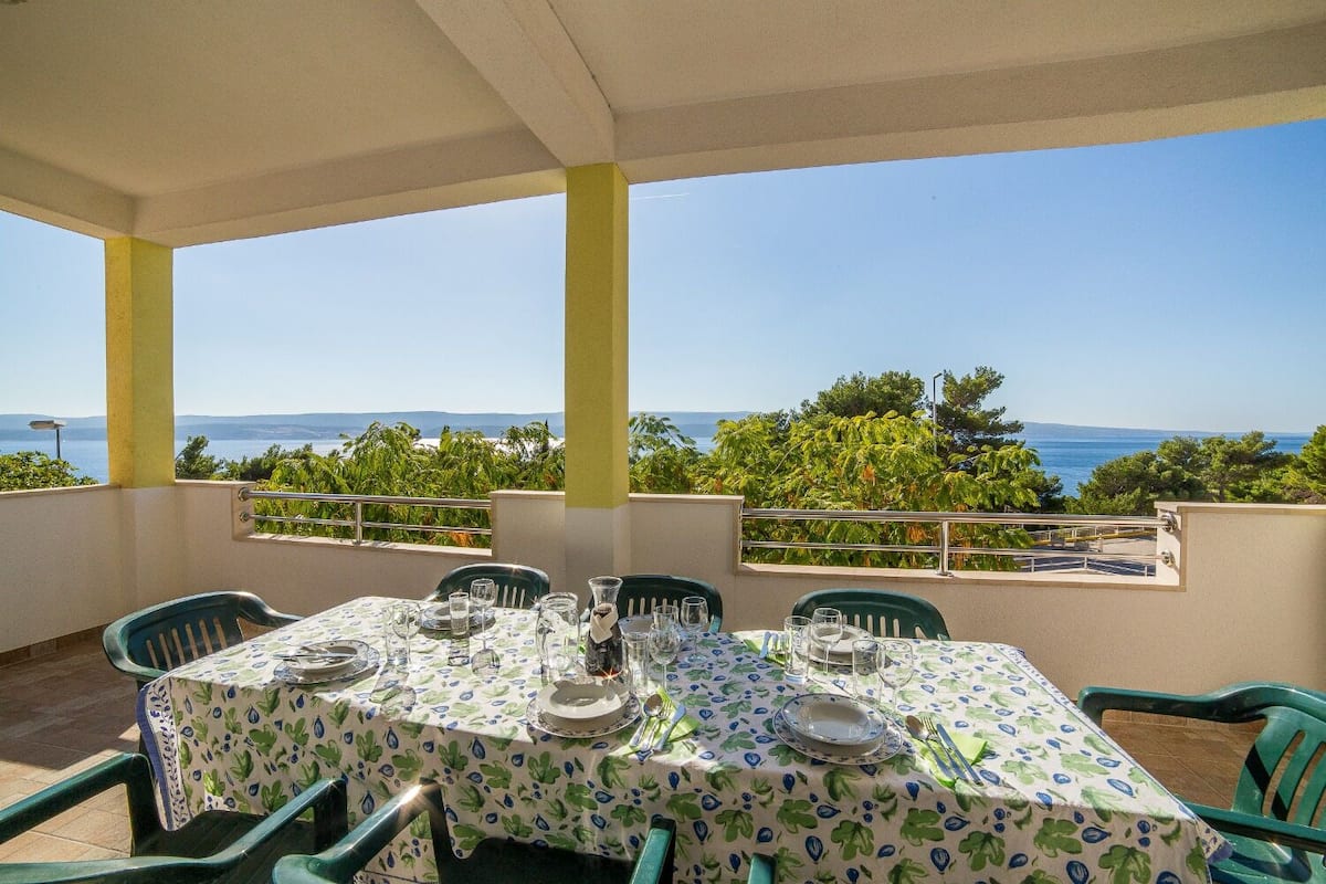 Apartemen (A3) | Teras/patio