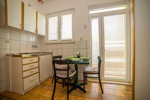 Uklassifisert bilde, 5 av 52, knapp