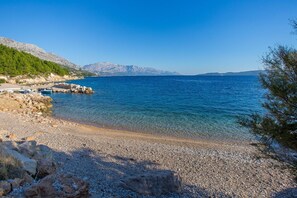 Beach - Apartments Saga (Omis)
