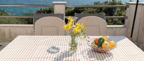 Apartment (A5) | Balcony